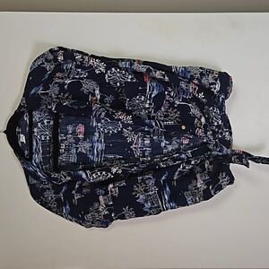 Old navy size XL blue beachy tie shirt